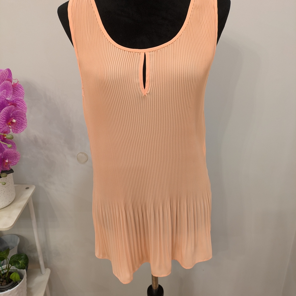 Jones NY Chic Apricot Color Blouse with Elegant Pleats Size L